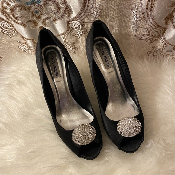 Steve Madden Gossip shoes - Picture 1 of 3